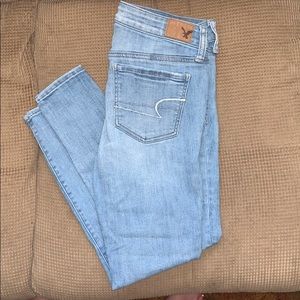 American Eagle “Jegging”
